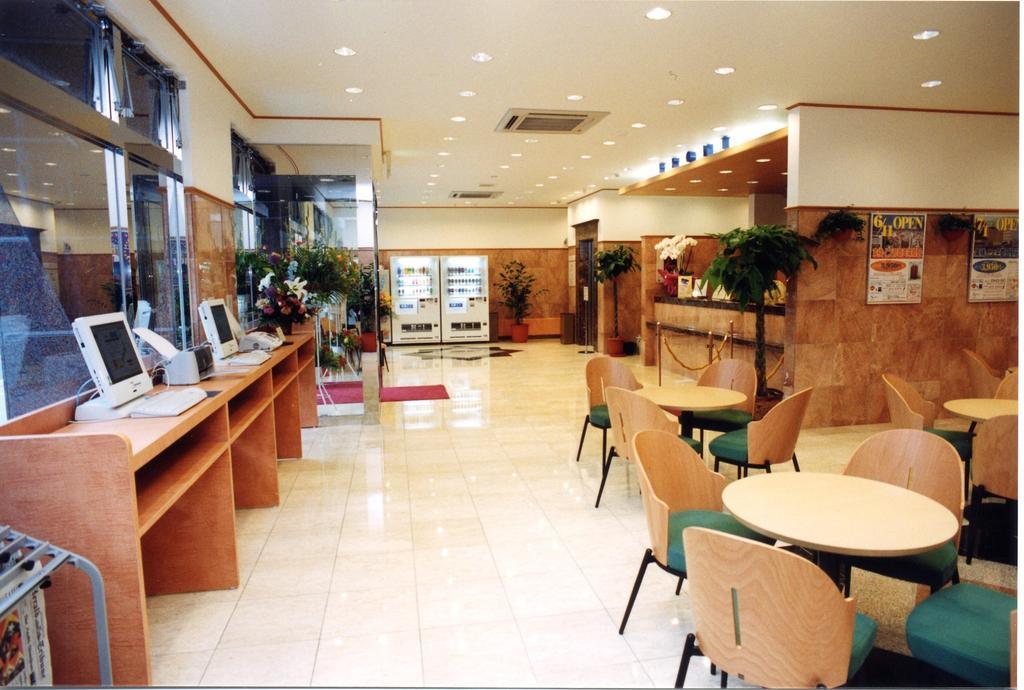 Toyoko Inn Osaka Namba Nishi Exterior foto